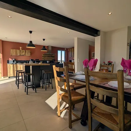 Spacieux Pour 10 Pers. Avec Grand Jardin A - Fr-1-582-528 Tence