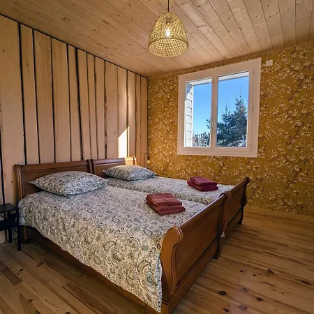 Landhaus Spacieux Pour 10 Pers. Avec Grand Jardin A *