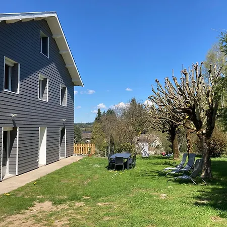 Landhaus Spacieux Pour 10 Pers. Avec Grand Jardin A *